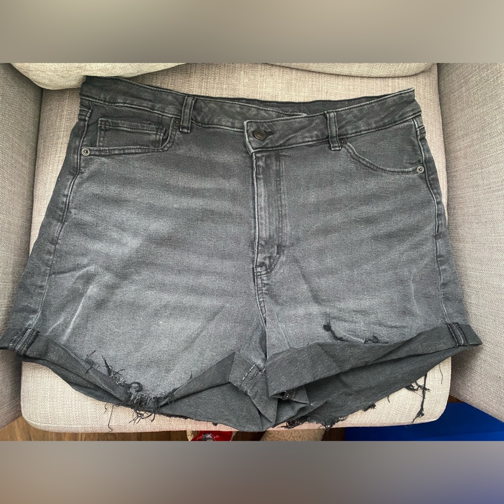 American Eagle Outfitters Gray Relaxed Jeans with Whiskering